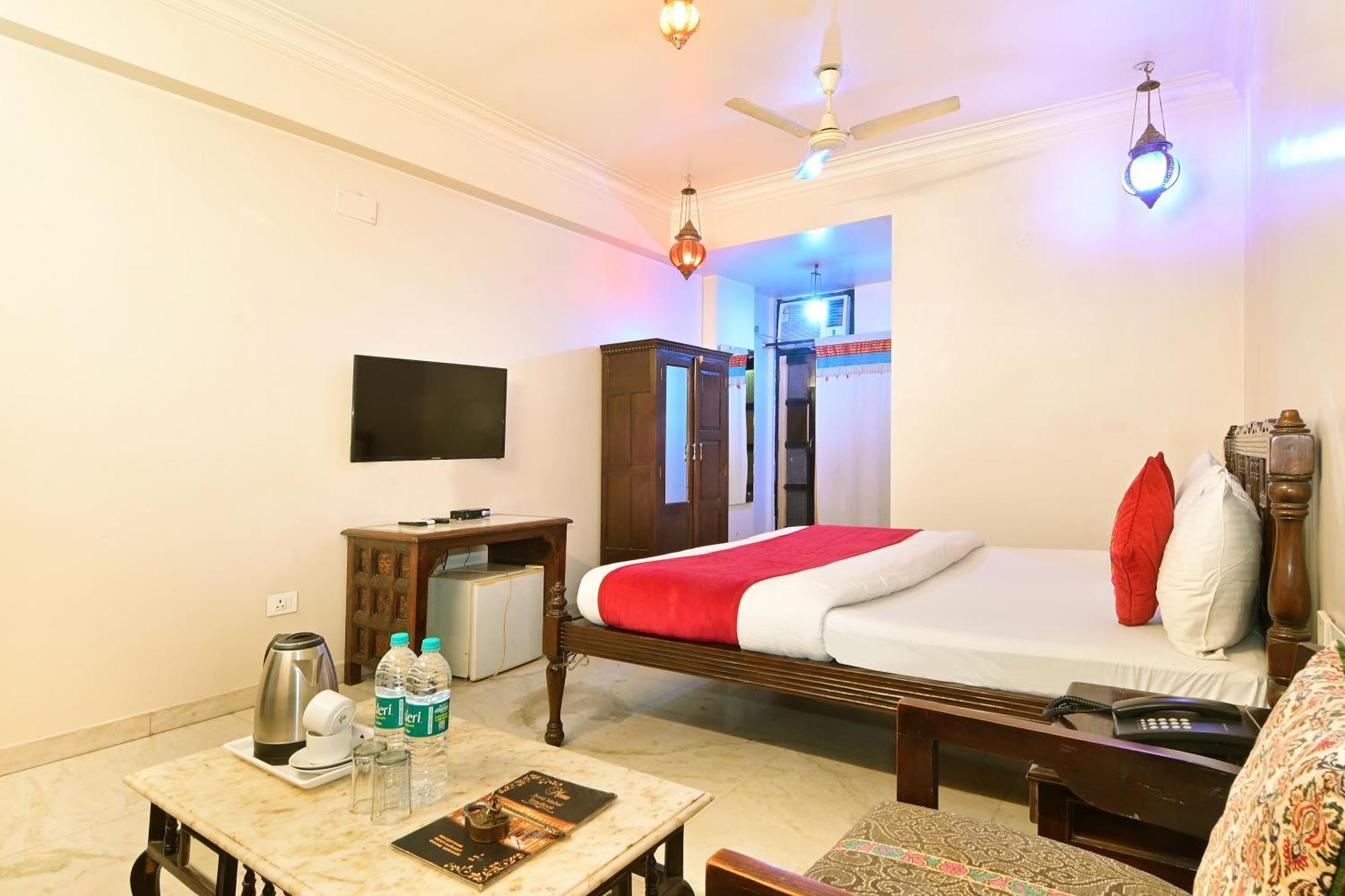 The Pinky Villa - Heritage Boutique Suites ニューデリー エクステリア 写真