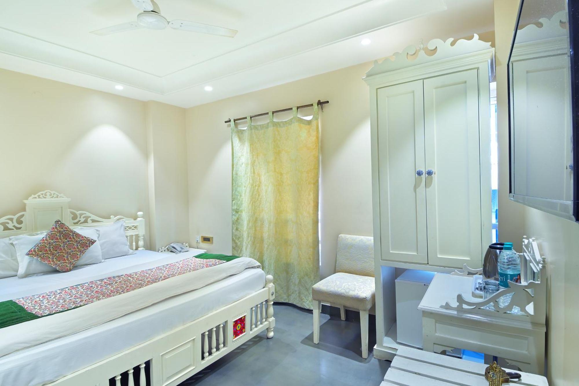 The Pinky Villa - Heritage Boutique Suites ニューデリー エクステリア 写真
