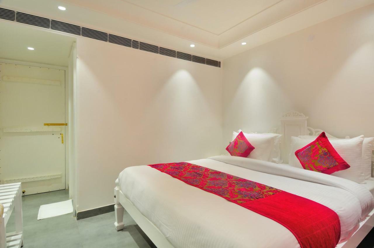 The Pinky Villa - Heritage Boutique Suites ニューデリー エクステリア 写真