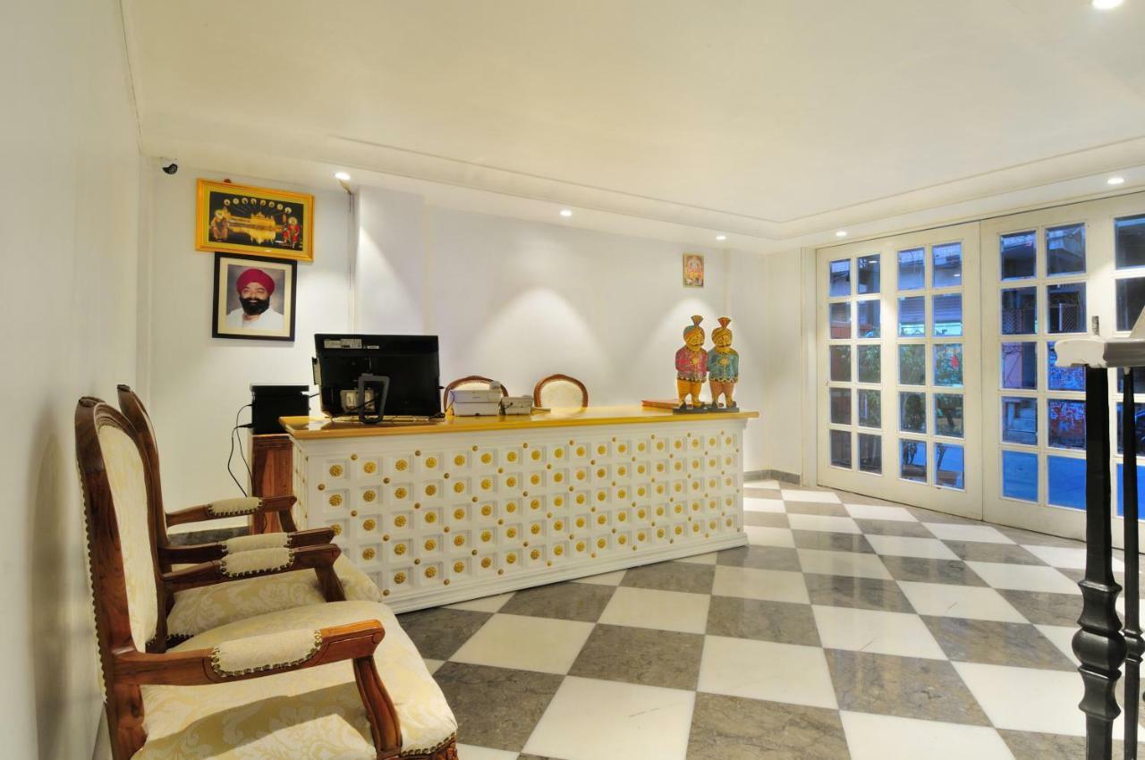 The Pinky Villa - Heritage Boutique Suites ニューデリー エクステリア 写真