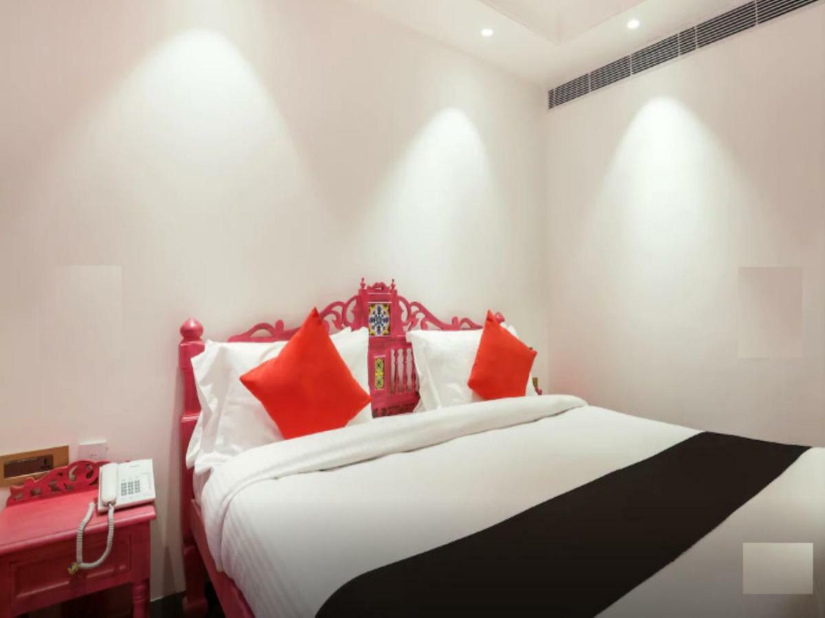 The Pinky Villa - Heritage Boutique Suites ニューデリー エクステリア 写真
